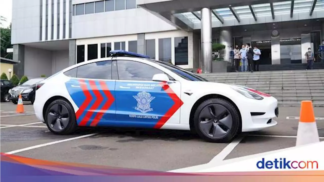 Luhut: BYD, Tesla, dan Semua Pemain Mobil Listrik Akan Masuk Indonesia