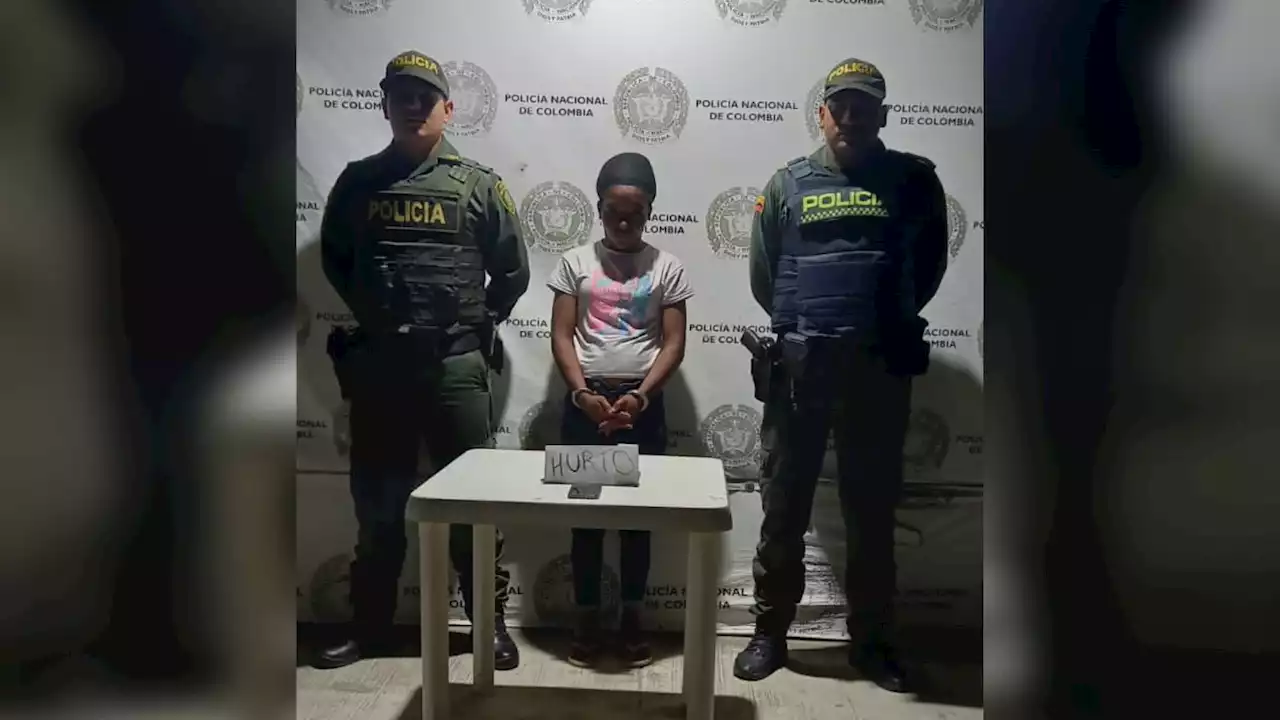 Capturan a mujer por utilizar a su hija de 4 años para robar en Santa Marta