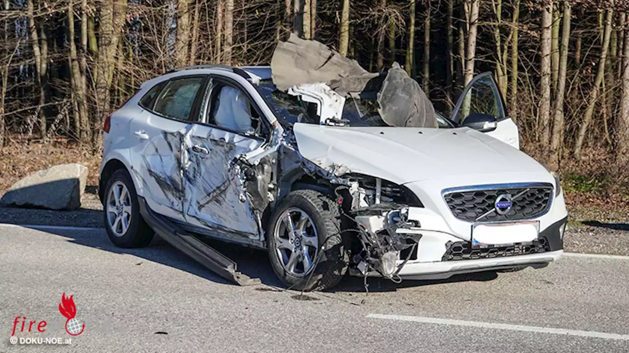 Nö: Kollision zwischen Traktorgespann und Pkw auf L 97 bei Brandstatt