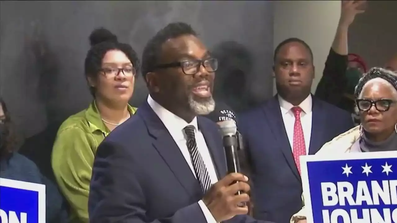 Chicago mayoral candidate Brandon Johnson accuses Lightfoot of misleading voters