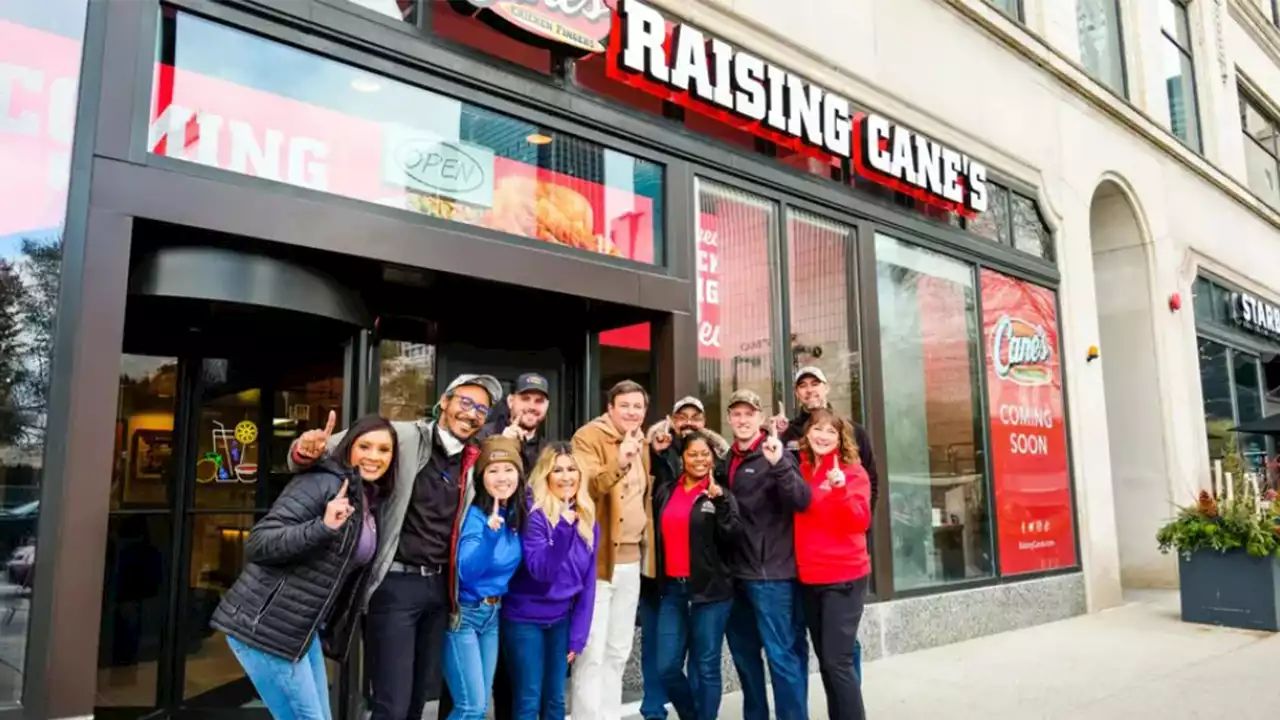 Raising Cane's opens first location in downtown Chicago