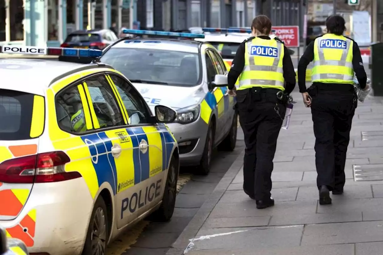 Six police officers ATTACKED while on duty at multiple incidents