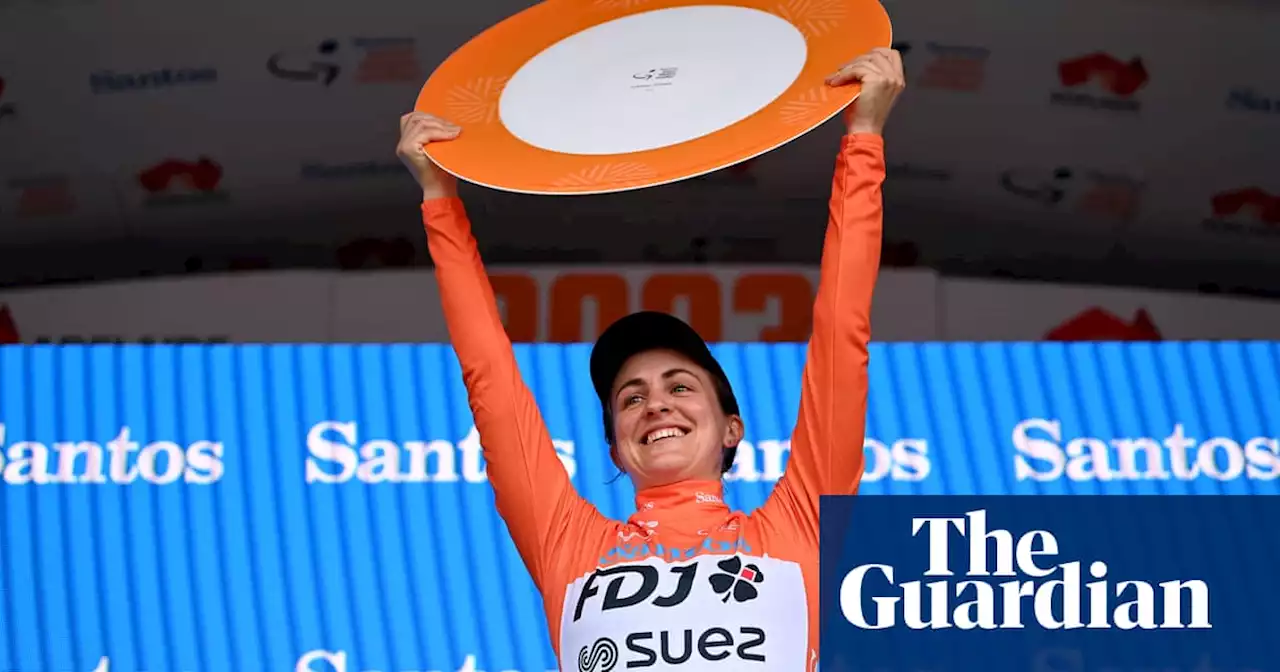 Grace Brown outsprints Amanda Spratt to win first Tour Down Under title