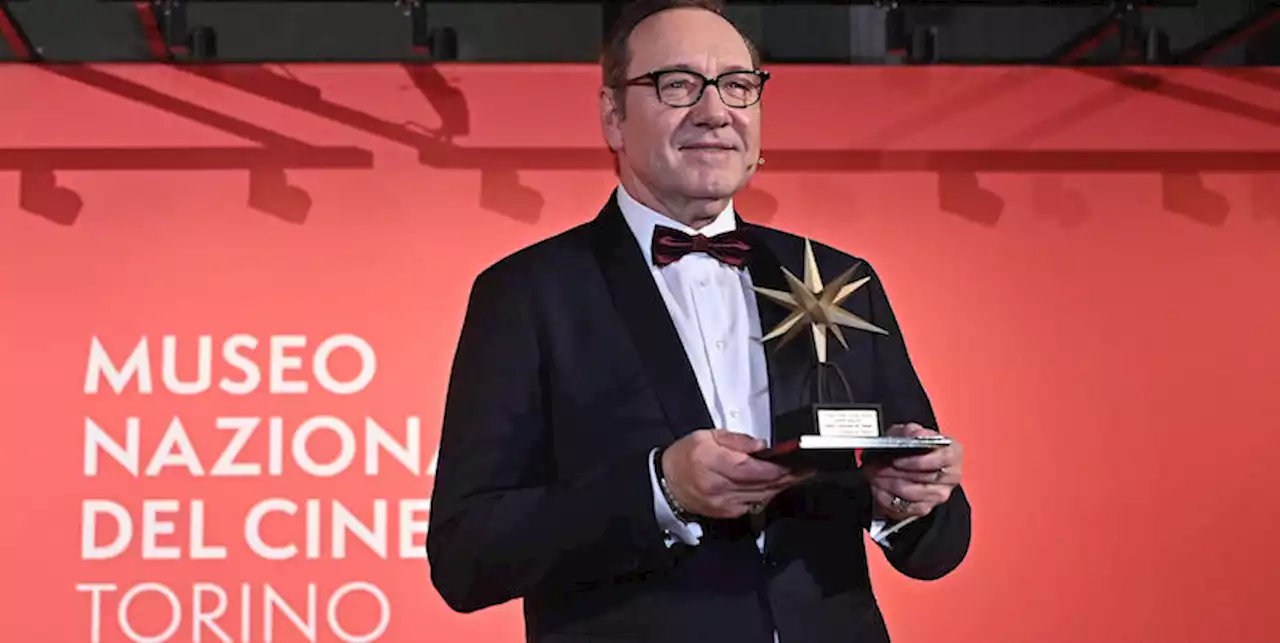 La discussa premiazione di Kevin Spacey al Museo del Cinema di Torino - Il Post