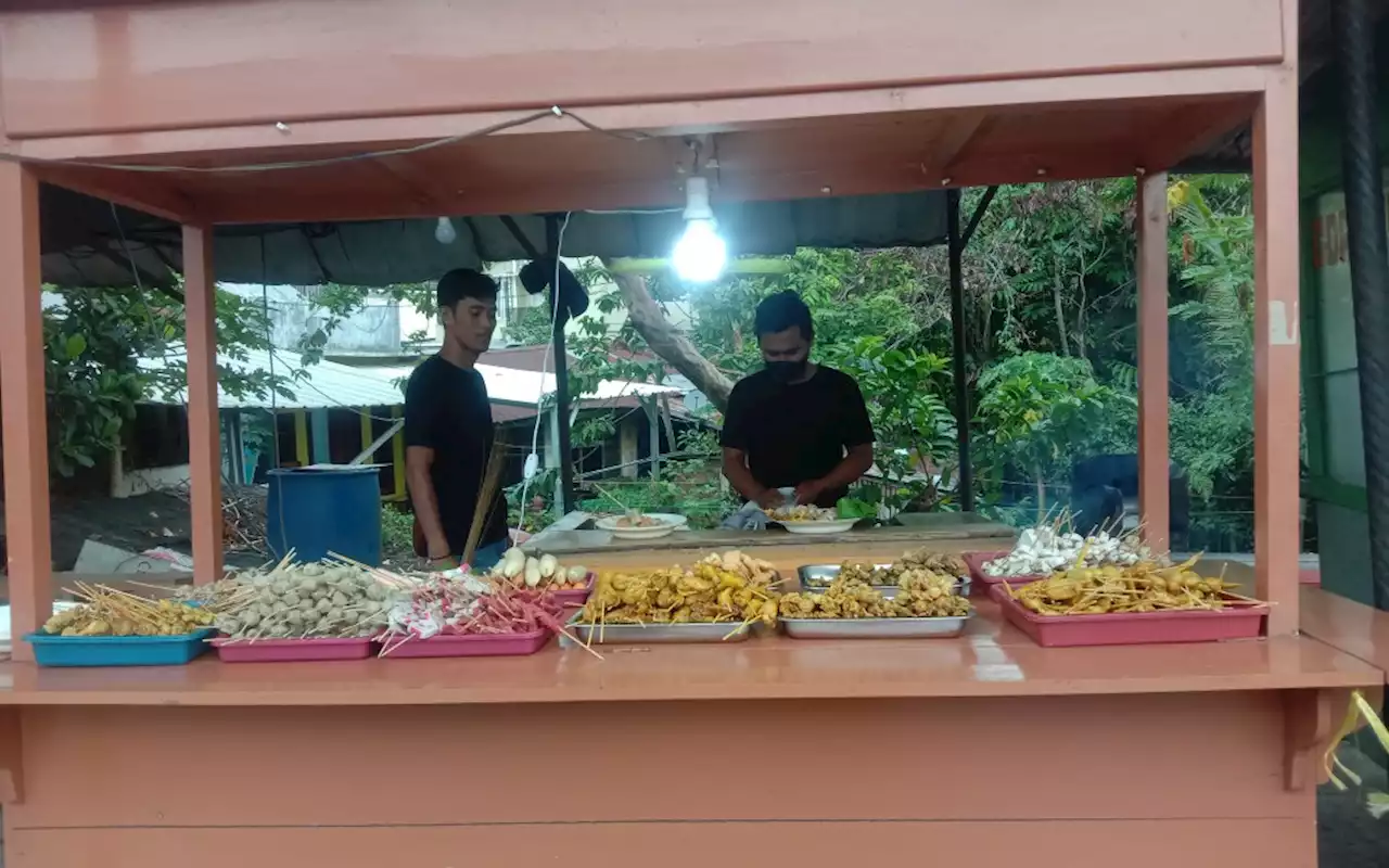 Harga Menu Angkringan di Palembang Ini Ramah di Kantong, Soal Rasa Boleh Diadu Bos!