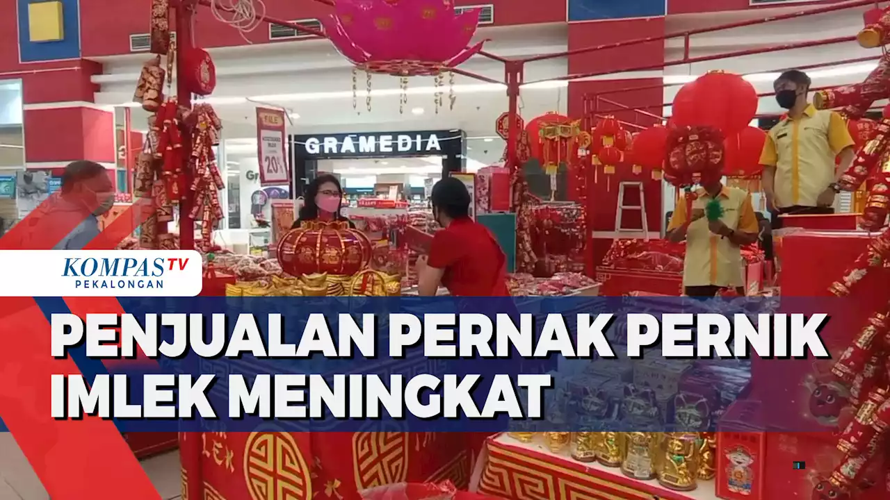 Penjualan Pernak Pernik Imlek Meningkat