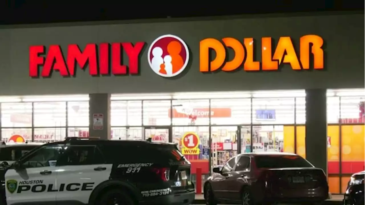 Family Dollar clerk shot in leg by robbery suspects in north Houston, HPD says