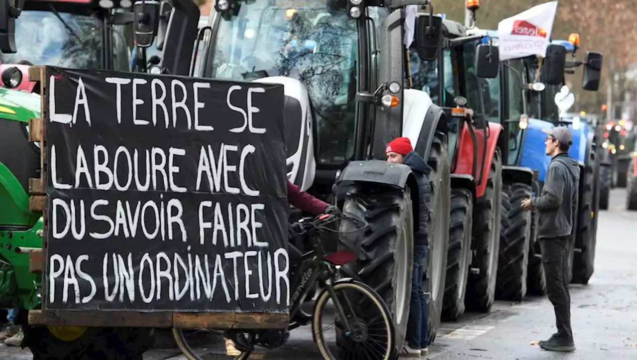 Manifestation agricole : une cinquantaine de tracteurs au centre de Toulouse