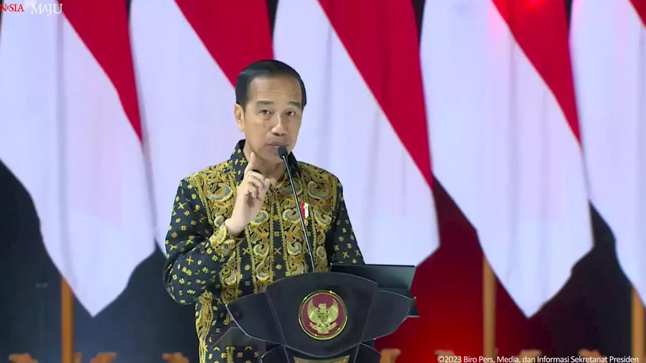 Bikin Inflasi, Jokowi Minta Pemda Tak Naikkan Harga Air Minum PDAM