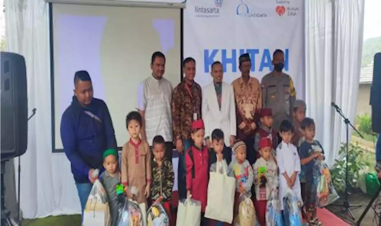 Lintasarta Gandeng Rumah Zakat Gelar Khitanan Massal 100 Anak Dhuafa |Republika Online