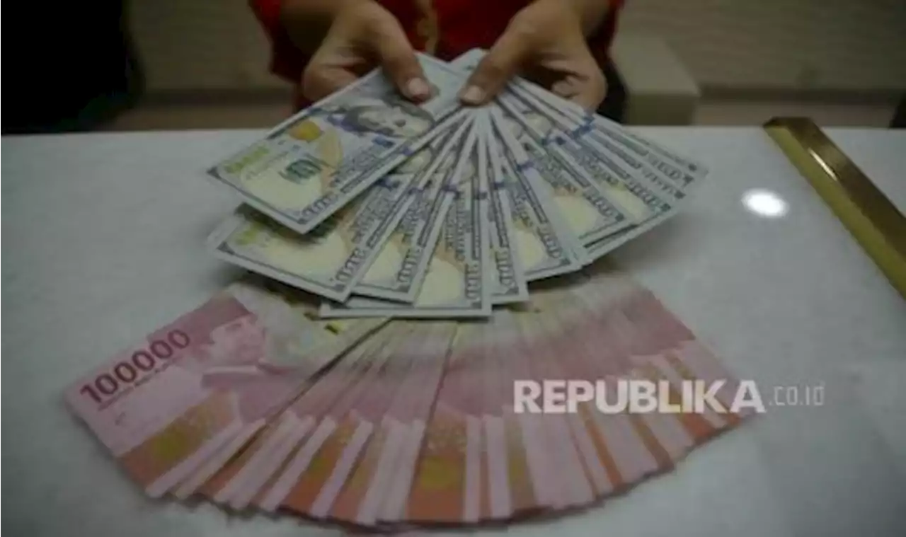 Rupiah Melemah Seiring Penantian Investor atas Kebijakan Suku Bunga Acuan BI |Republika Online