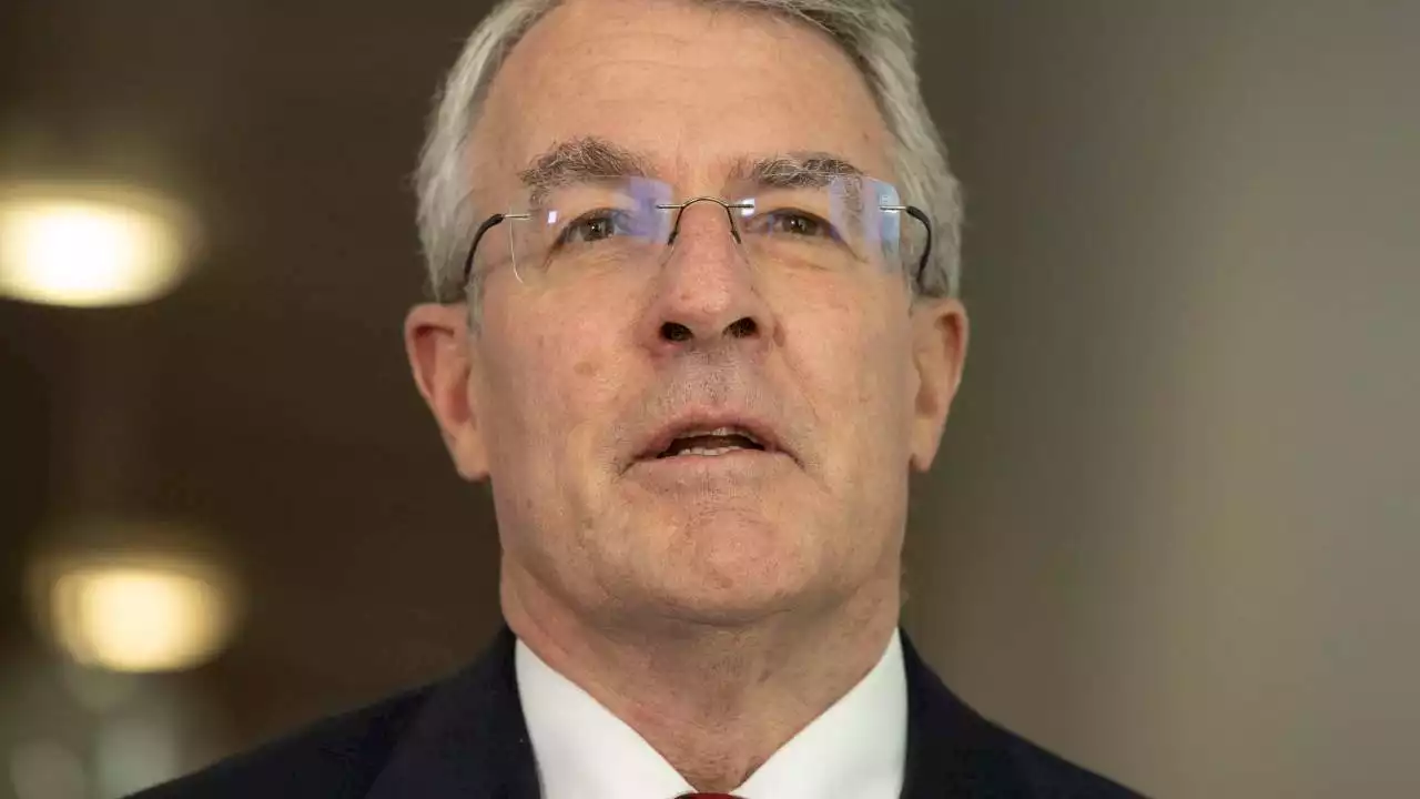 Paul Murray ridicules Mark Dreyfus for Tweet-scripted Voice response