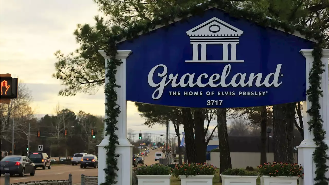 Lisa Marie Presley’s Daughters Will Inherit Graceland