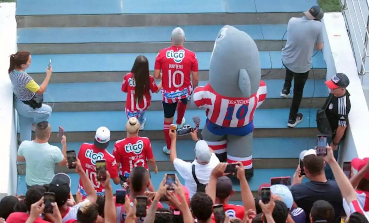 Video: Juan Fernando Quintero falló penalti ante la mascota del Junior y debutaría contra el Bucaramanga