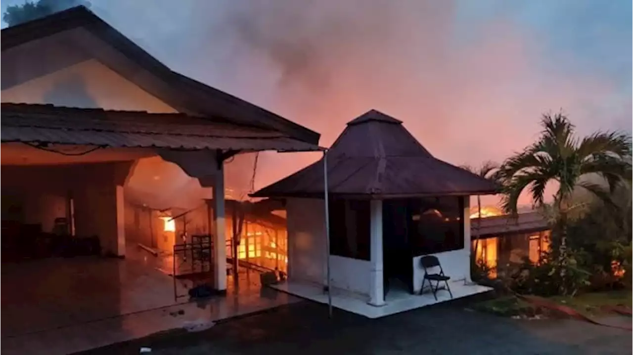 Rumah Dinas Kapolda Papua Terbakar, Polisi: Tak Ada Korban Jiwa