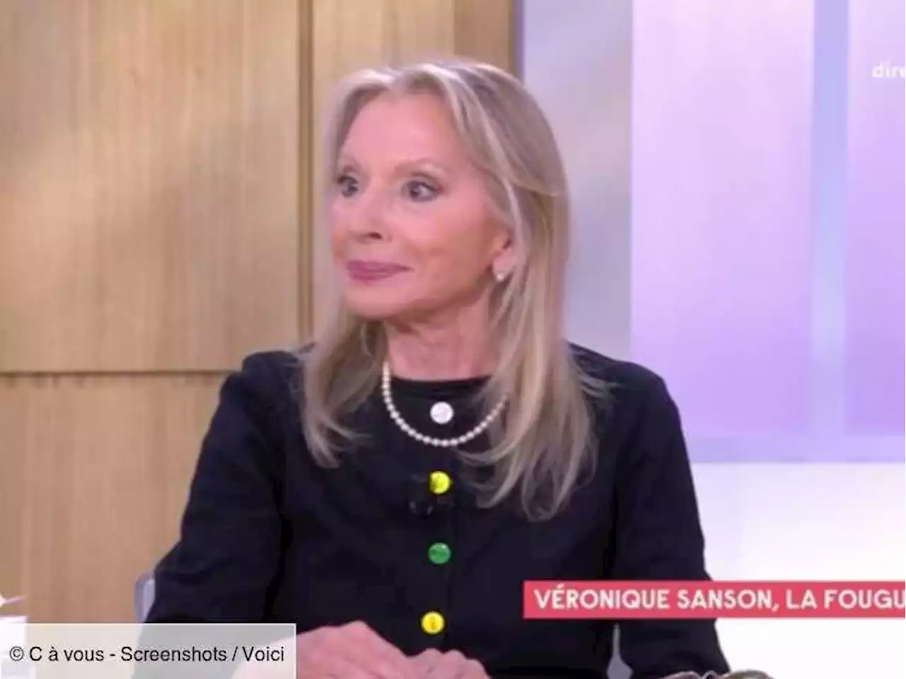 « La seule fois où il m’a adressé la parole » : Véronique Sanson évoque Claude François dans C à vous (ZAPTV) - Voici