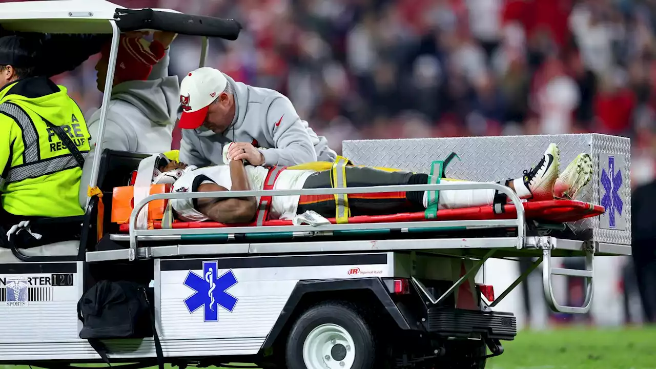 Russell Gage leaves Cowboys-Bucs game to hospital after frightening blow to head, neck