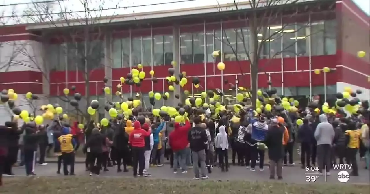 Community holds balloon release for youth coach killed in alleged road rage shooting