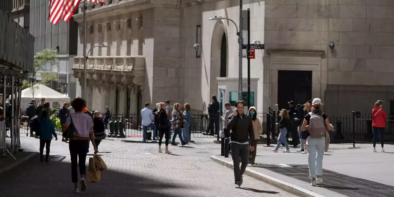 Rising Interest Rates Hit Landlords Who Can’t Afford Hedging Costs