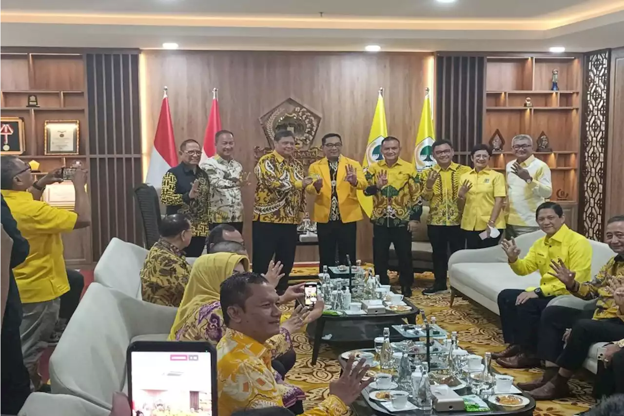 Resmi Jadi Kader Golkar, Ridwan Kamil Langsung Ditunjuk Jadi Waketum