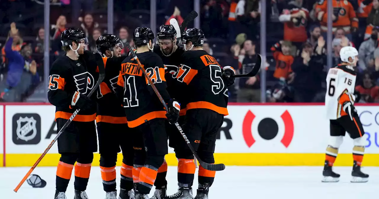 Flyers rebound from worst loss of season, beat Ducks 5-2