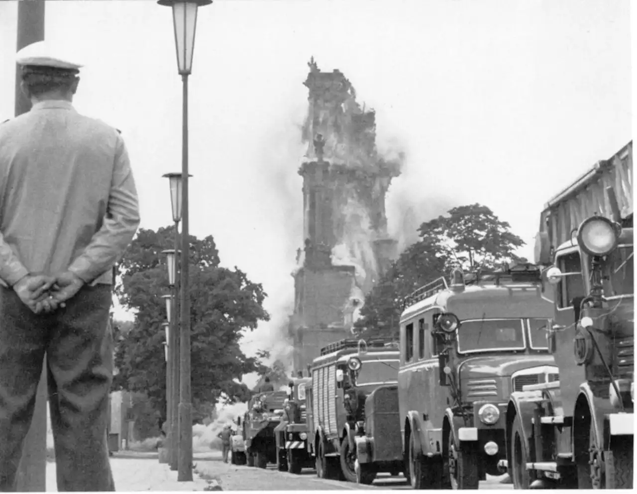 „Die Garnisonkirche – Protokoll einer Zerstörung“, Filmmatinee zur Ausstellung „Stadtwende“, So., 29.1., 11 Uhr --- (Cityreport24-Nachrichtenblog)