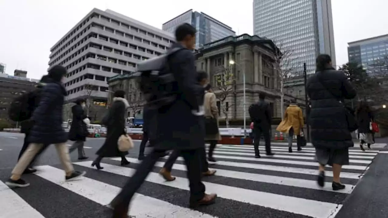 Japanese yen weakens as Bank of Japan makes no changes to yield curve range