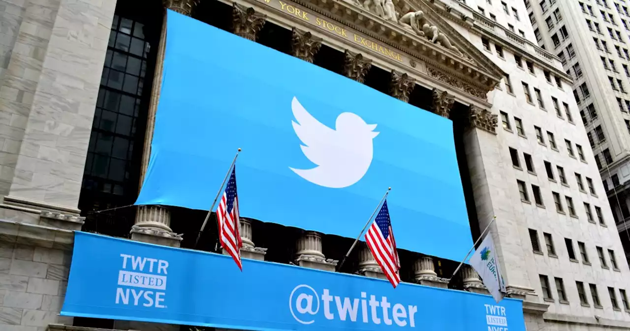 Twitter's revenue down 40% year over year, report says