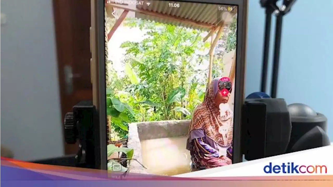 Ngemis Online 'Mandi Lumpur' di TikTok, 3 Emak-emak Diperiksa Polisi