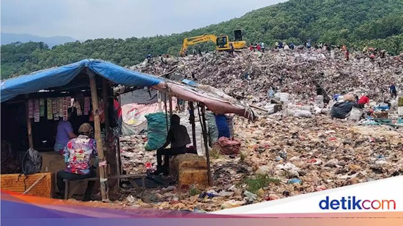 Semerbak Aroma Kopi di Tengah Tumpukan Sampah TPA Sarimukti