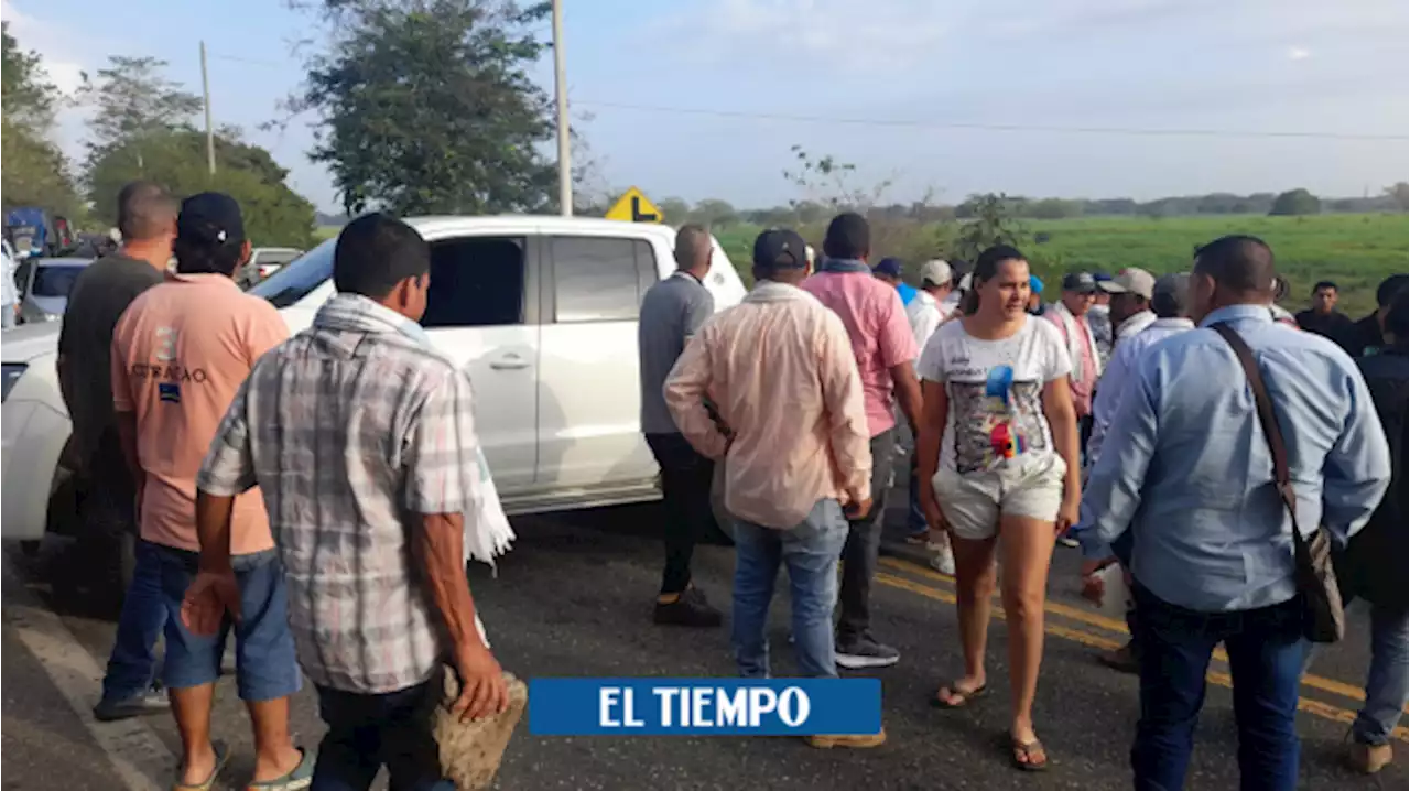 Atención: bloquean vía entre Antioquia y Costa Caribe por protestas en La Mojana