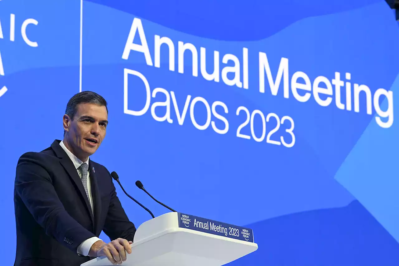 Sánchez inflama su optimismo en Davos