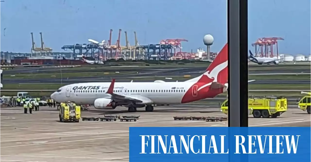 Passengers heard ‘bang’, felt plane ‘dip’ on Qantas mayday flight