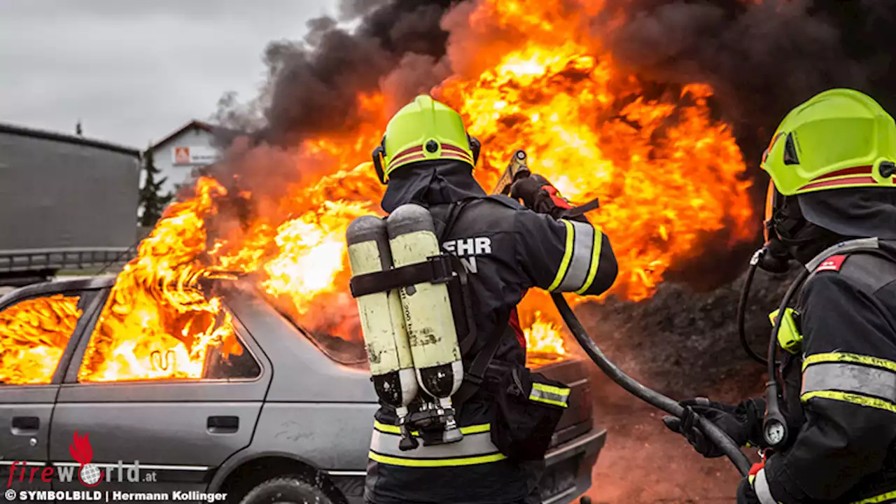 Stmk: Auto brennt auf A 2 bei Seiersberg-Pirka