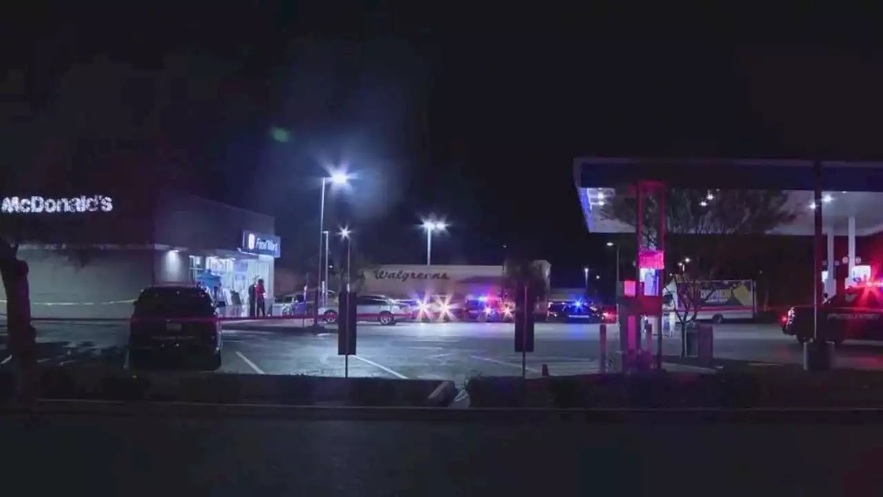 Suspect shot during attempted robbery at Avondale gas station