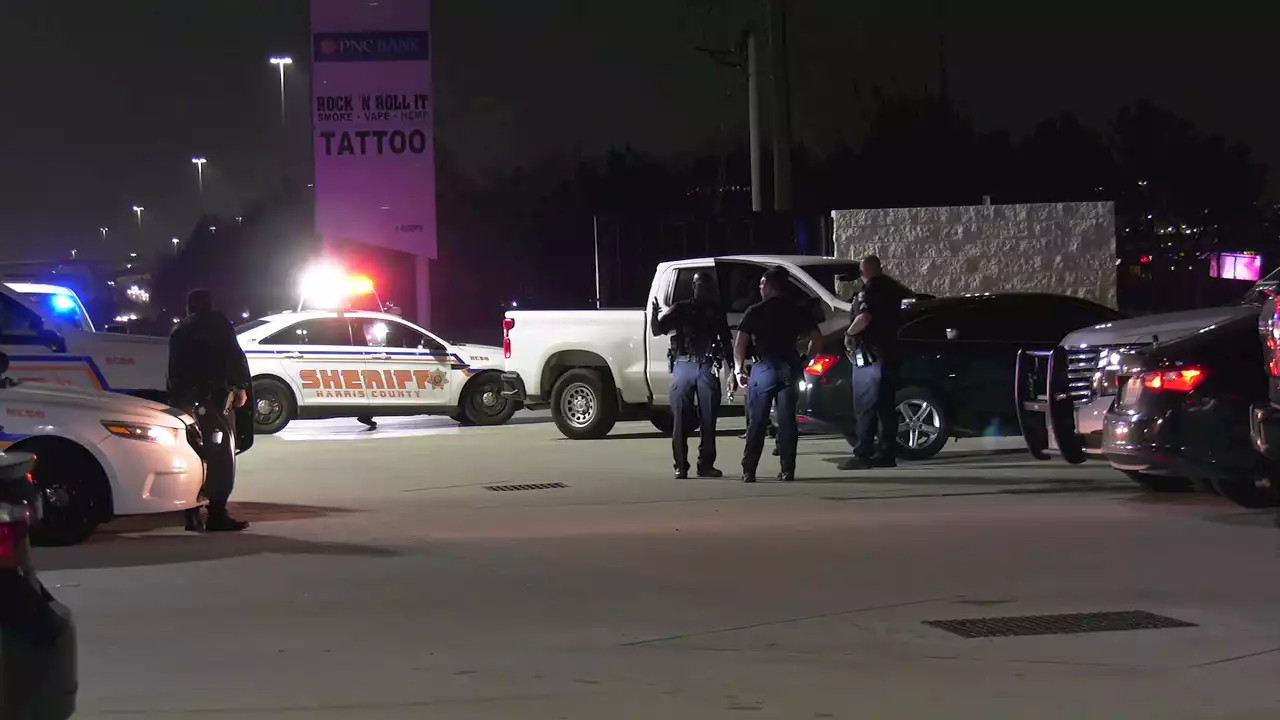 Katy manhunt: Second suspect now in custody after HCSO deputy falls while apprehending suspect