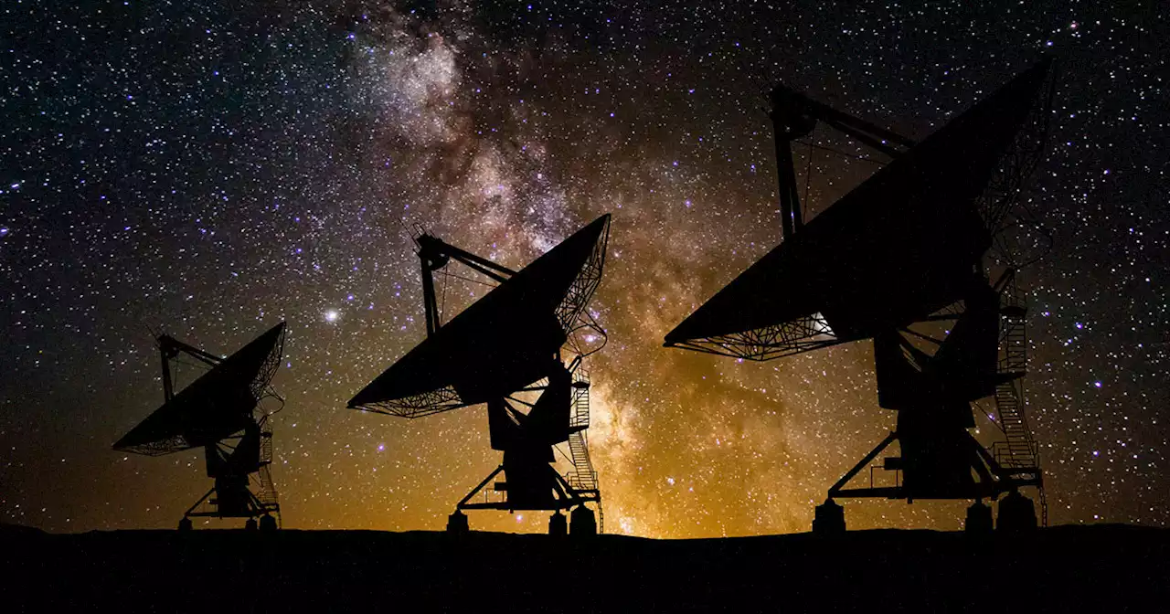 Astronomers Detect Radio Signals Emanating From Extremely Distant Galaxy