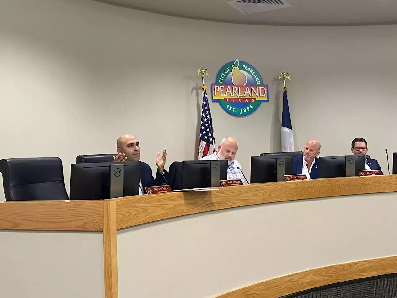 Candidates for Pearland City Council can begin filing for May general election on Wednesday