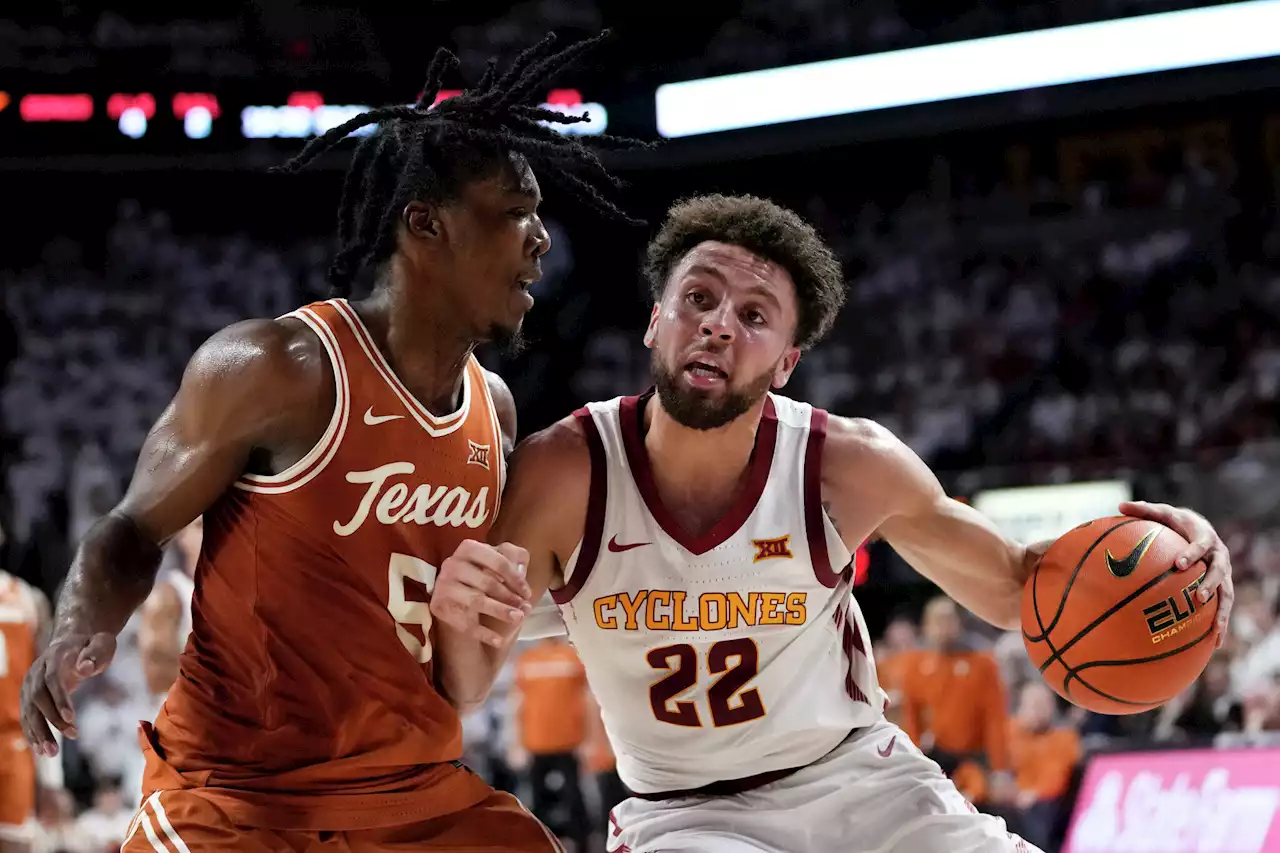 Offensive meltdown dooms No. 7 Texas in loss to No. 12 Iowa State