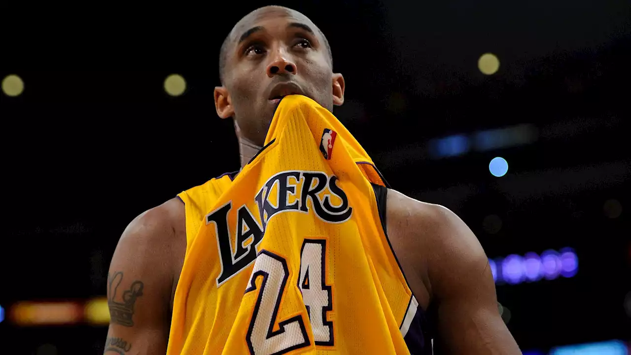 ¿Por cuánto se espera que se venda la icónica camiseta de Kobe Bryant de Los Angeles Lakers?