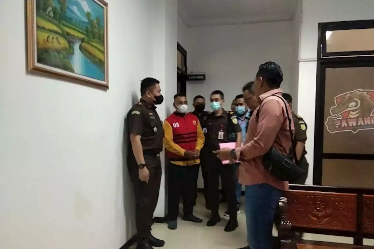 Jadi Tersangka Korupsi Dana Desa, Kades Krai Lumajang Ditahan Jaksa