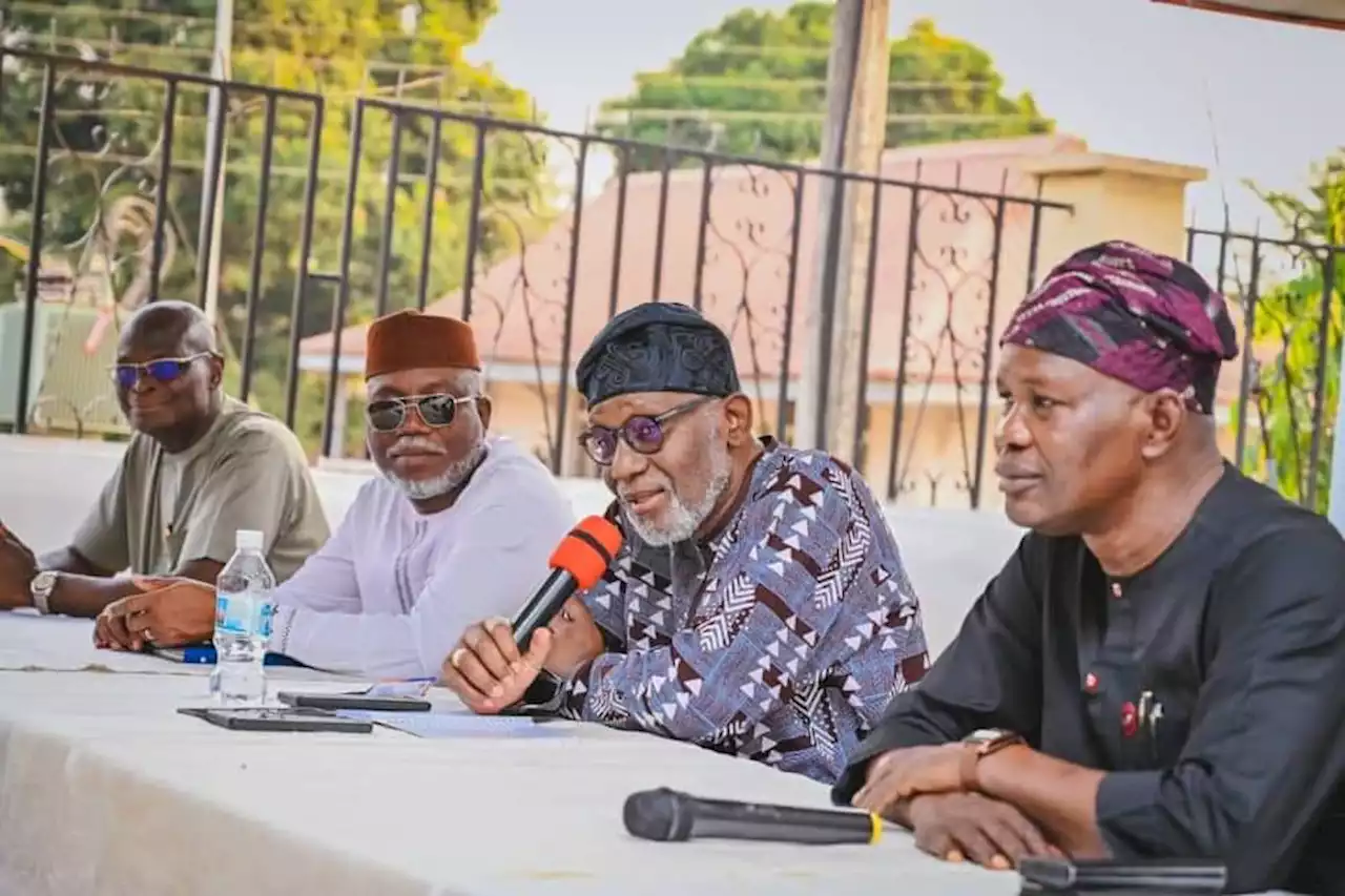 2023: Akeredolu Meets Ondo APC Candidates, Stakeholders Amid Health Challenge