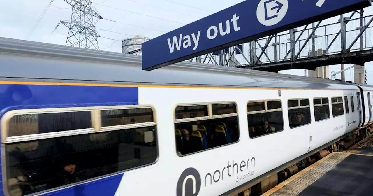 Students issued 'final call' over cut-price rail fare season tickets