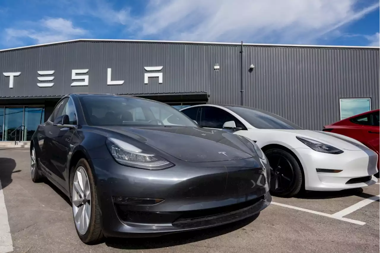 Report: Tesla involved in 8-car SF crash had driver-assist engaged