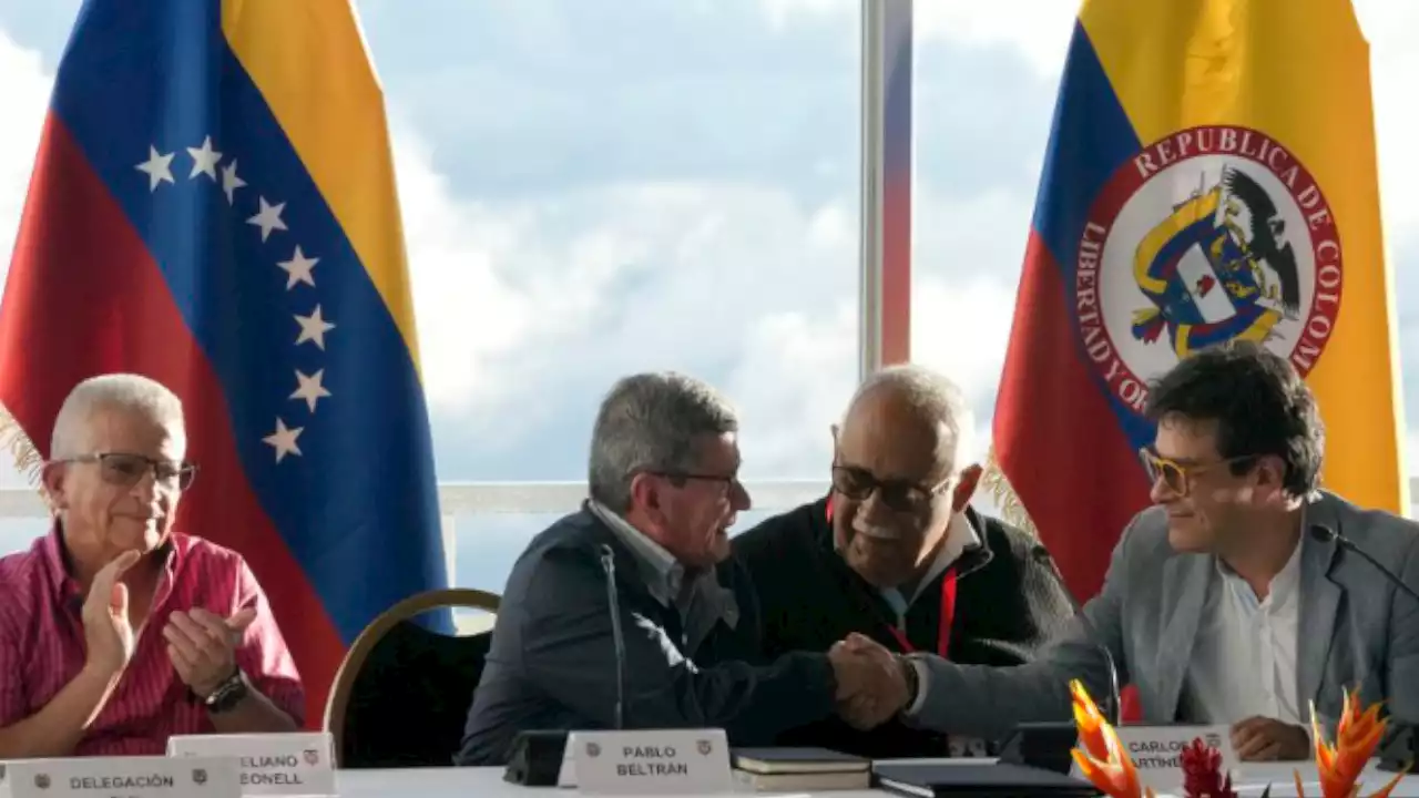 Delegación del Gobierno colombiano llegó a Caracas para reunión extraordinaria con el ELN