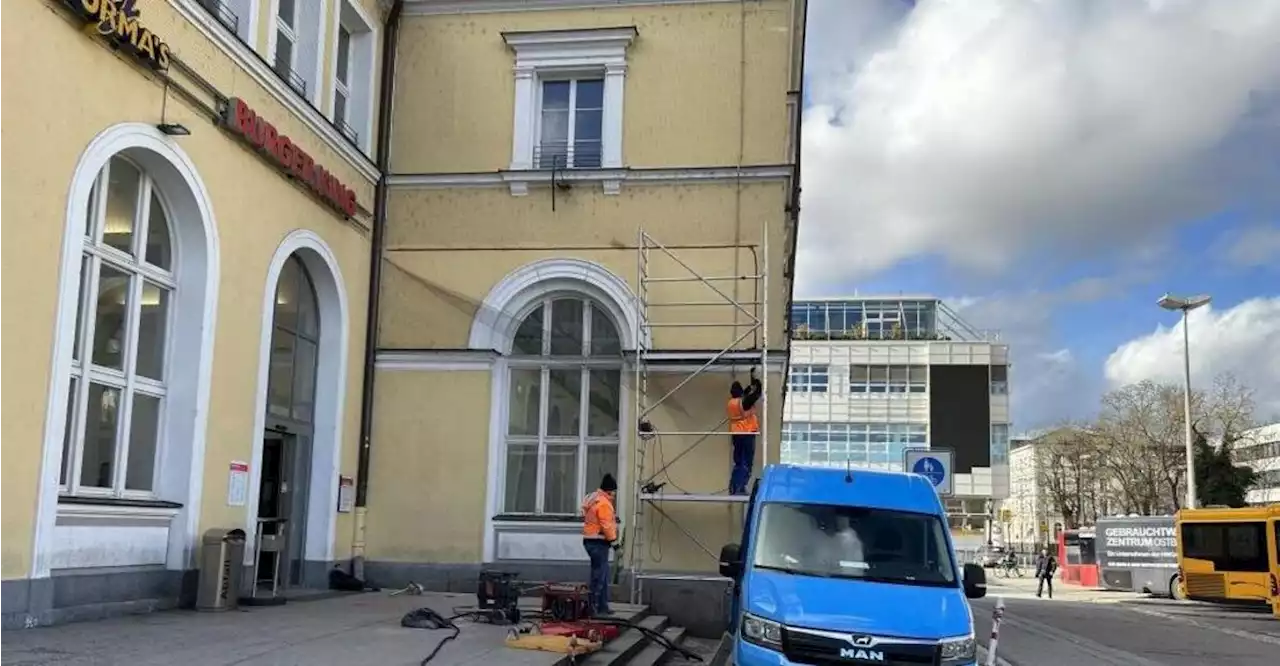 Neuer Schutz gegen Tauben am Regensburger Hauptbahnhof