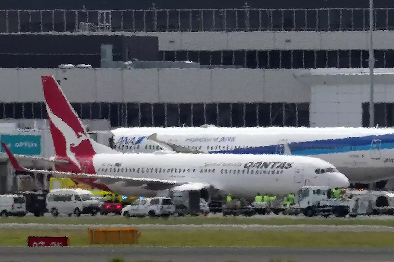 Plane Lands Safely in Australia After Going Into Mayday Call Over Pacific