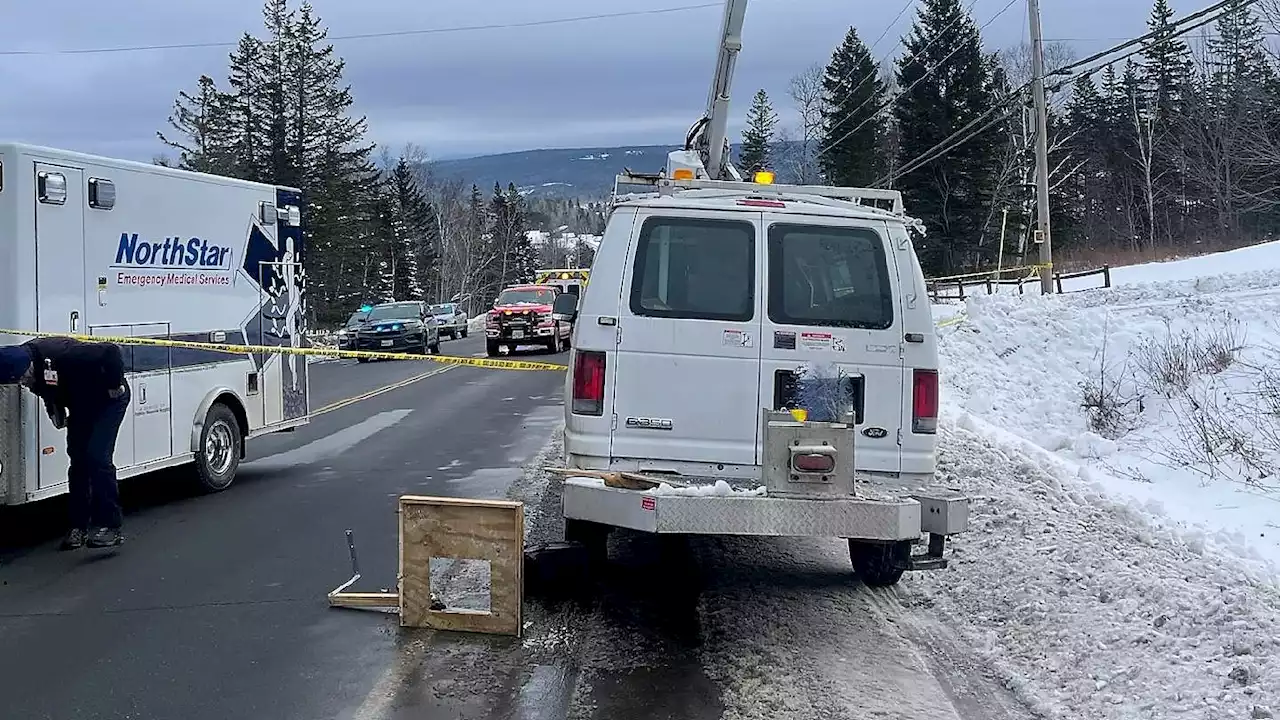 Man Dies After Falling Out of Bucket Truck in Maine