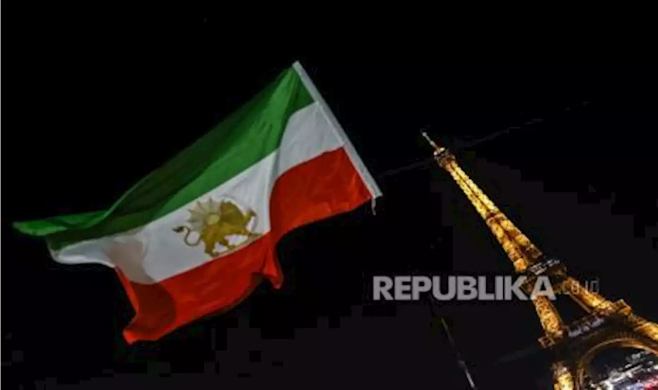 Diaspora Iran Desak Uni Eropa Tunjuk Garda Revolusi Sebagai Kelompok Teror |Republika Online