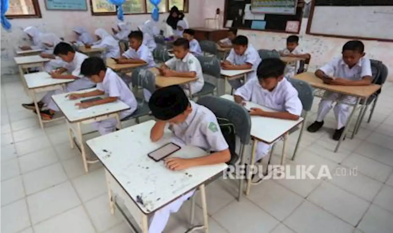 Menag Imbau Jangan Bedakan Layanan untuk Madrasah Negeri dan Swasta |Republika Online